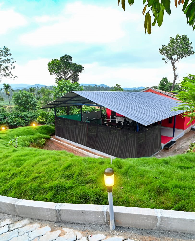 Red Roof Dinning view