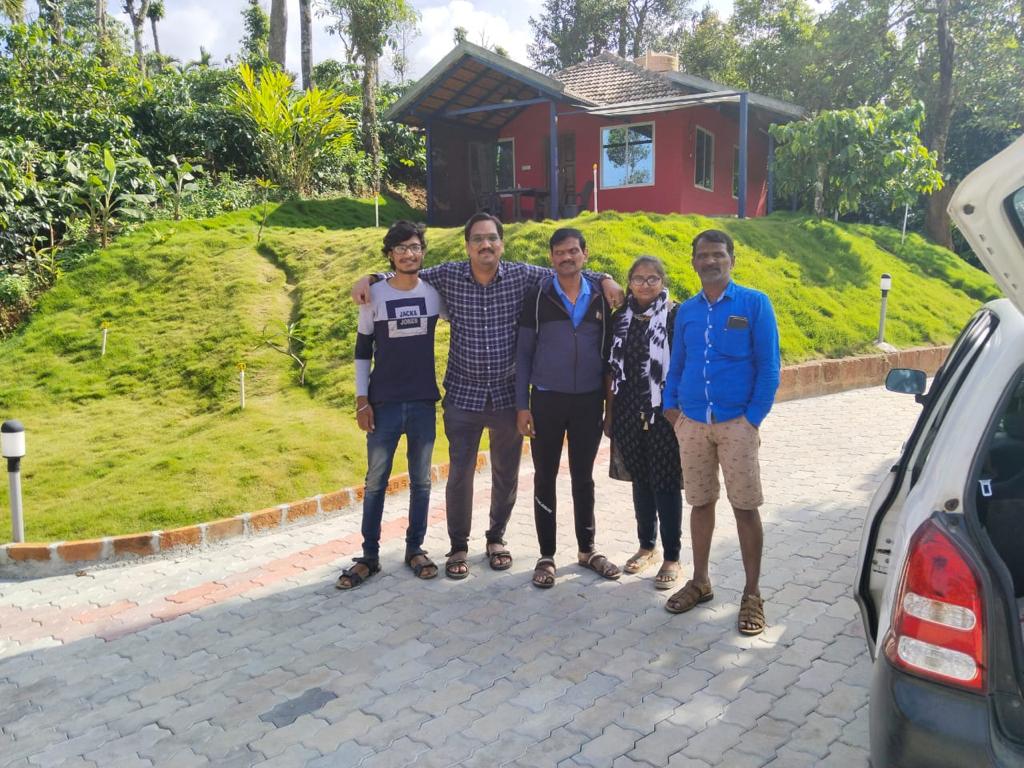 Red Roof Visitors